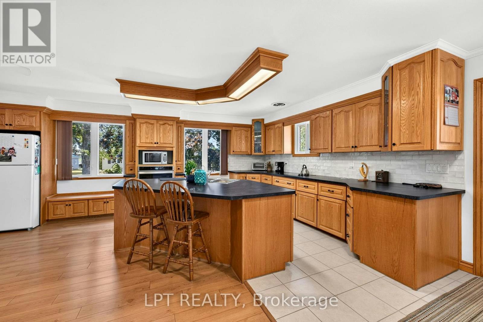 226 Tain Street, North Middlesex, ON, N0M 2K0 - 19