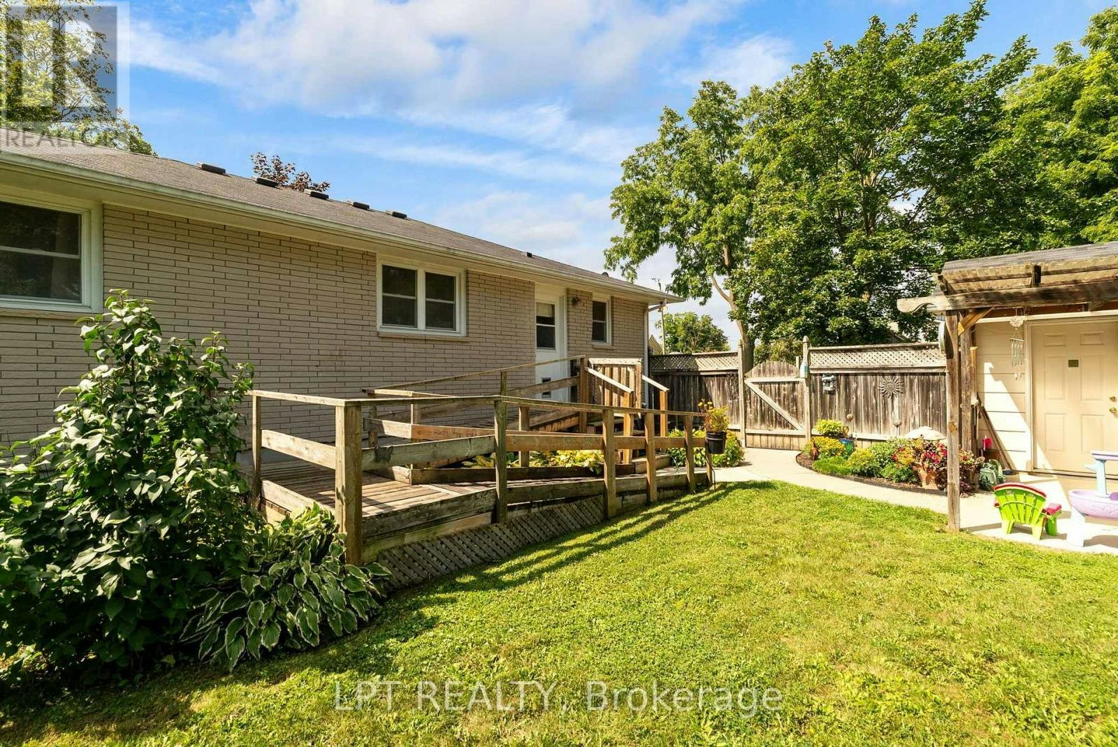 226 Tain Street, North Middlesex, ON, N0M 2K0 - 40