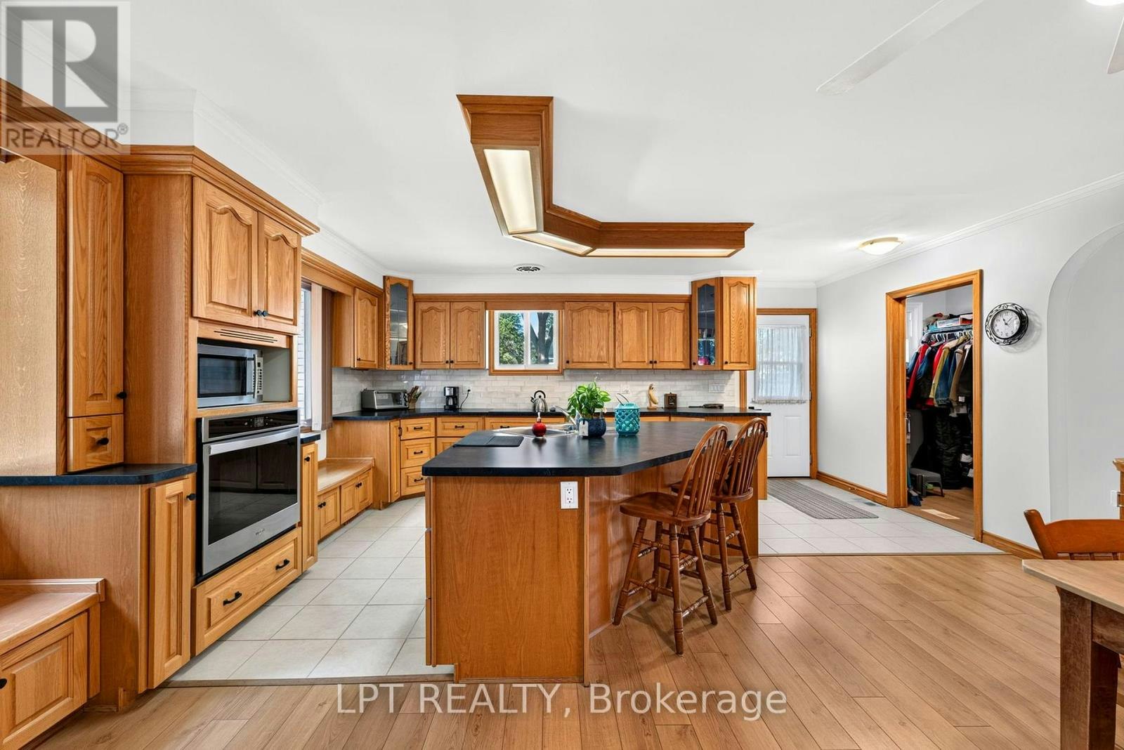 226 Tain Street, North Middlesex, ON, N0M 2K0 - 16