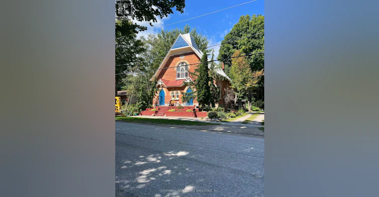10 Mill Street W, Springwater, ON, L0L 1V0
