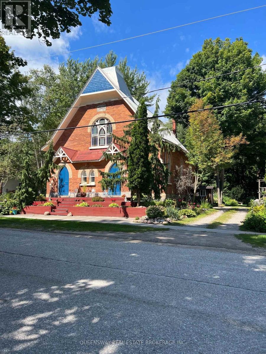 10 Mill Street W, Springwater, ON, L0L 1V0 - 2
