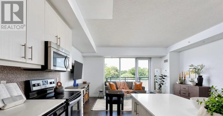 401-760 The Queensway, Toronto, ON, M8Z 0E1 - 4