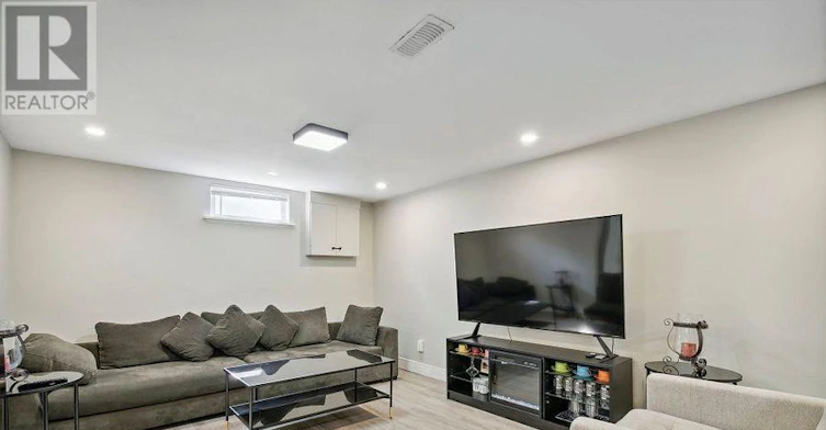 34 Owen Place, Hamilton, ON, L8G 2H2 - 2