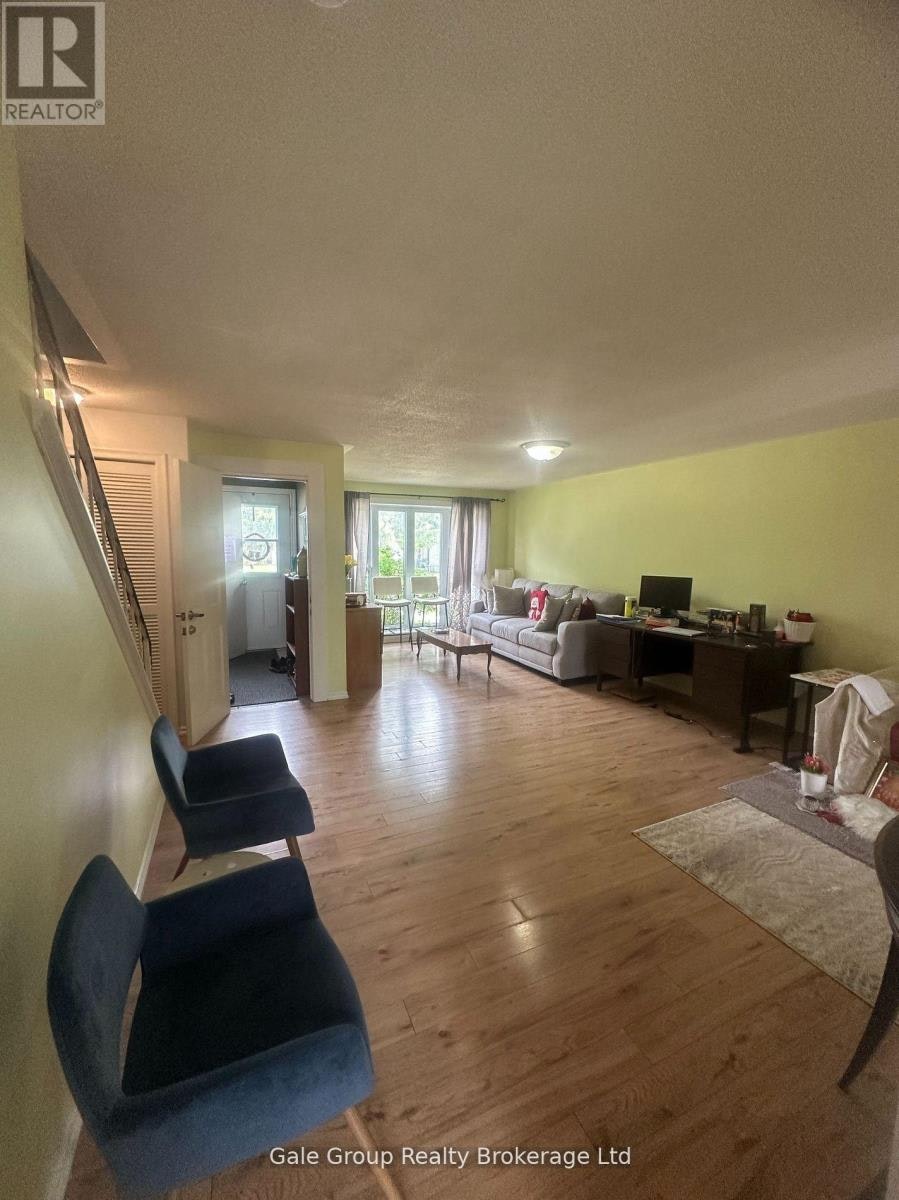 7-75 Springbank Avenue N, Woodstock, ON, N4S 7P7 - 4