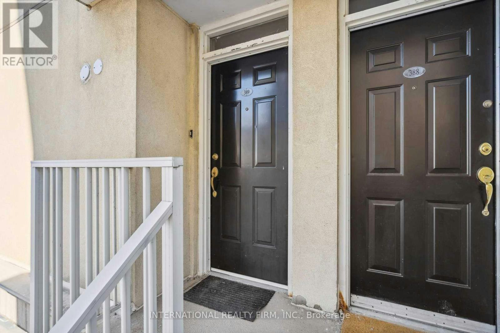 389-32 Stadium Road, Toronto, ON, M5V 3P4 - 34