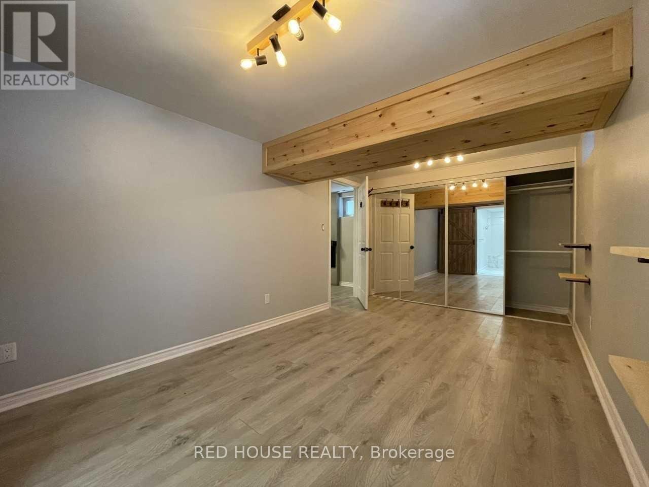LOWER-69 Simpson Road, Newmarket, ON, L3Y 5E5 - 5