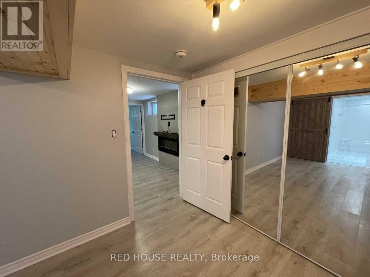 LOWER-69 Simpson Road, Newmarket, ON, L3Y 5E5 - 7