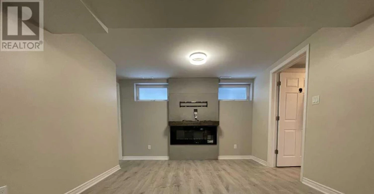 LOWER-69 Simpson Road, Newmarket, ON, L3Y 5E5 - 3