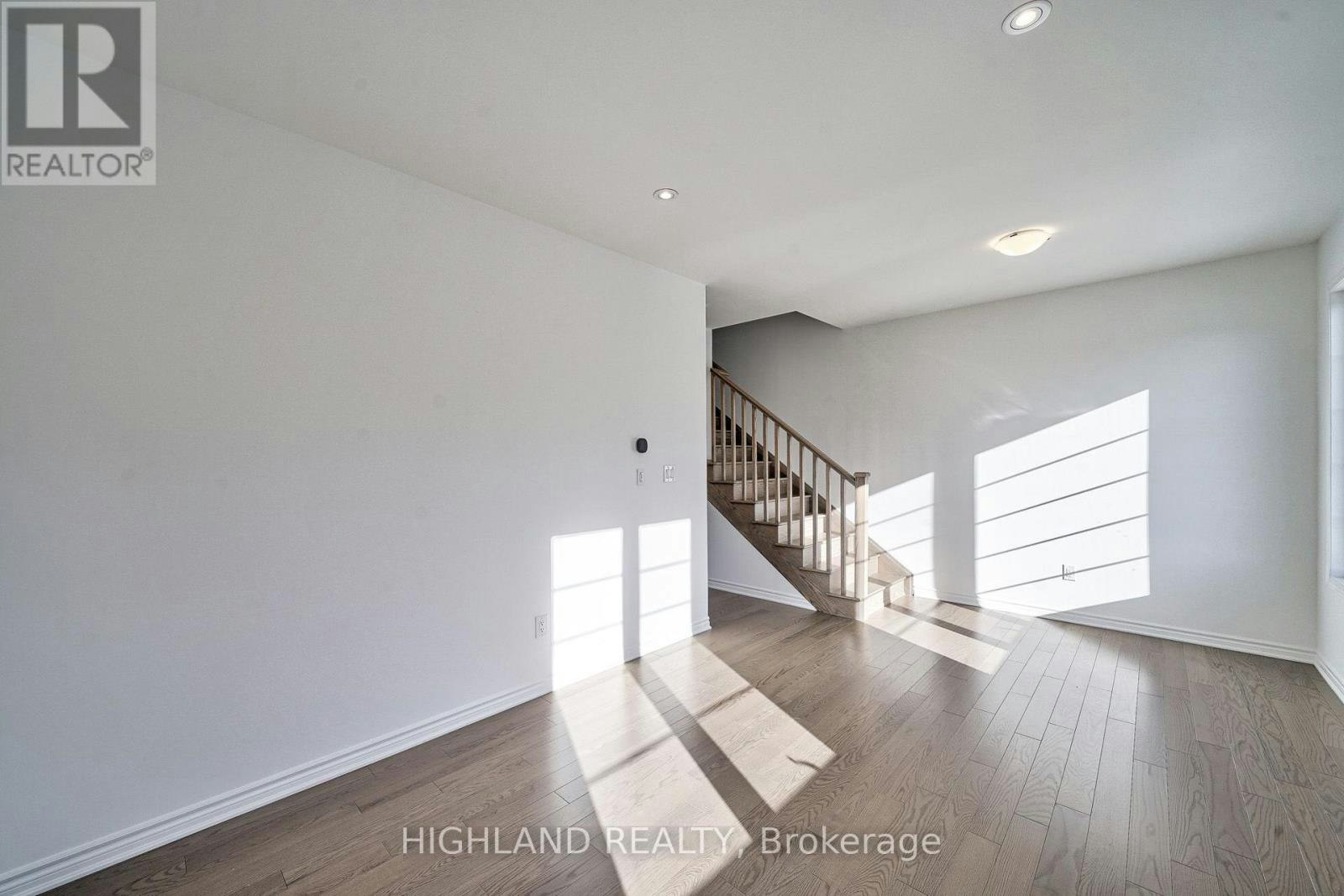 155 Settlers Road E, Oakville, ON, L6H 7X7 - 22
