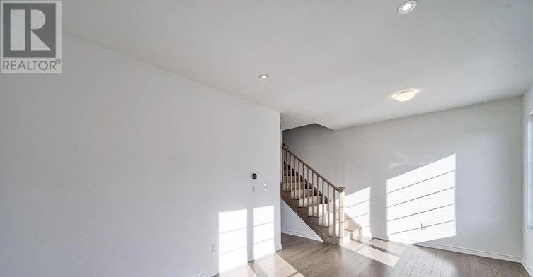155 Settlers Road E, Oakville, ON, L6H 7X7 - 22