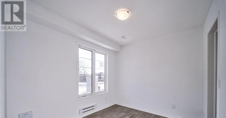 155 Settlers Road E, Oakville, ON, L6H 7X7 - 3