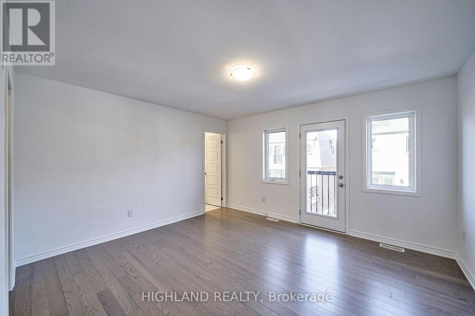 155 Settlers Road E, Oakville, ON, L6H 7X7 - 24