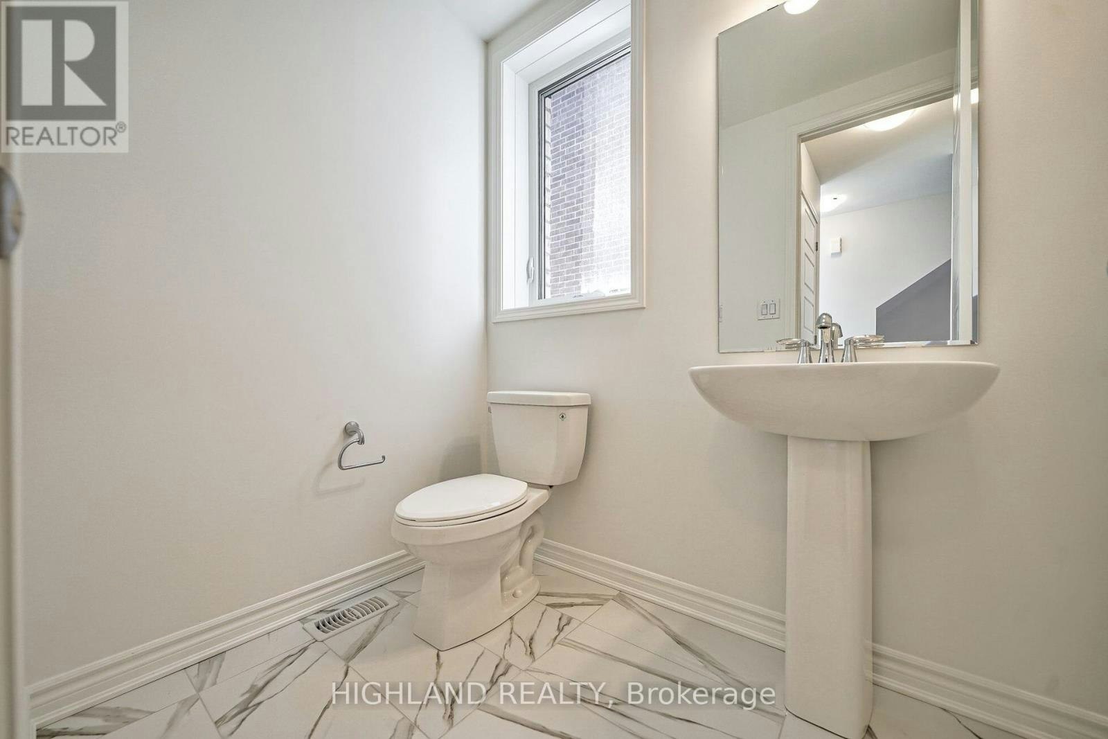 155 Settlers Road E, Oakville, ON, L6H 7X7 - 17