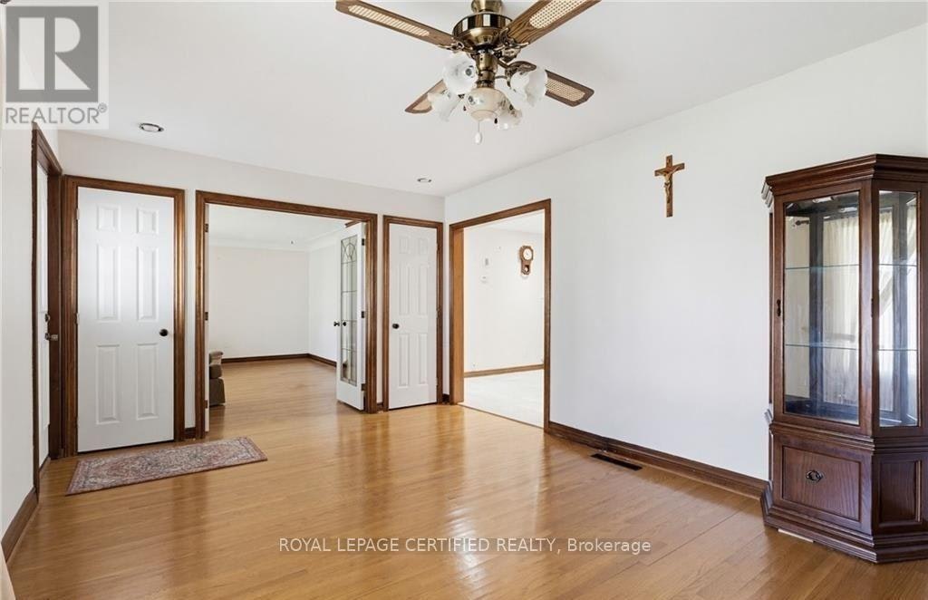 84 Homeside Avenue, Hamilton, ON, L8G 3H1 - 4