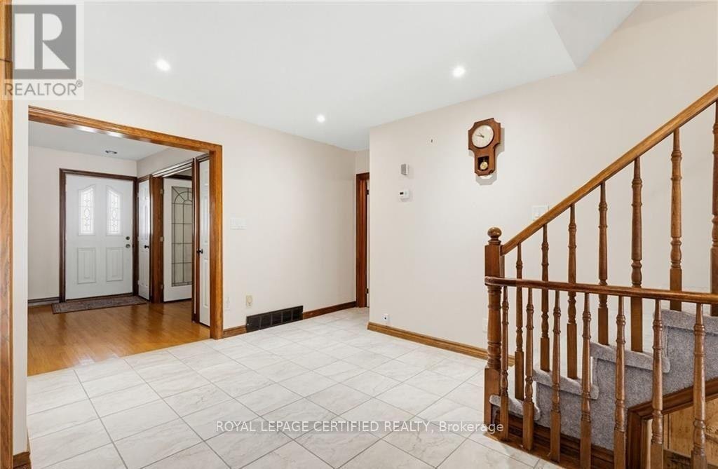 84 Homeside Avenue, Hamilton, ON, L8G 3H1 - 6