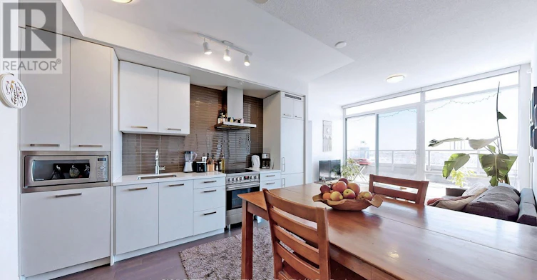 N614-120 Bayview Avenue, Toronto, ON, M5A 0G4 - 4