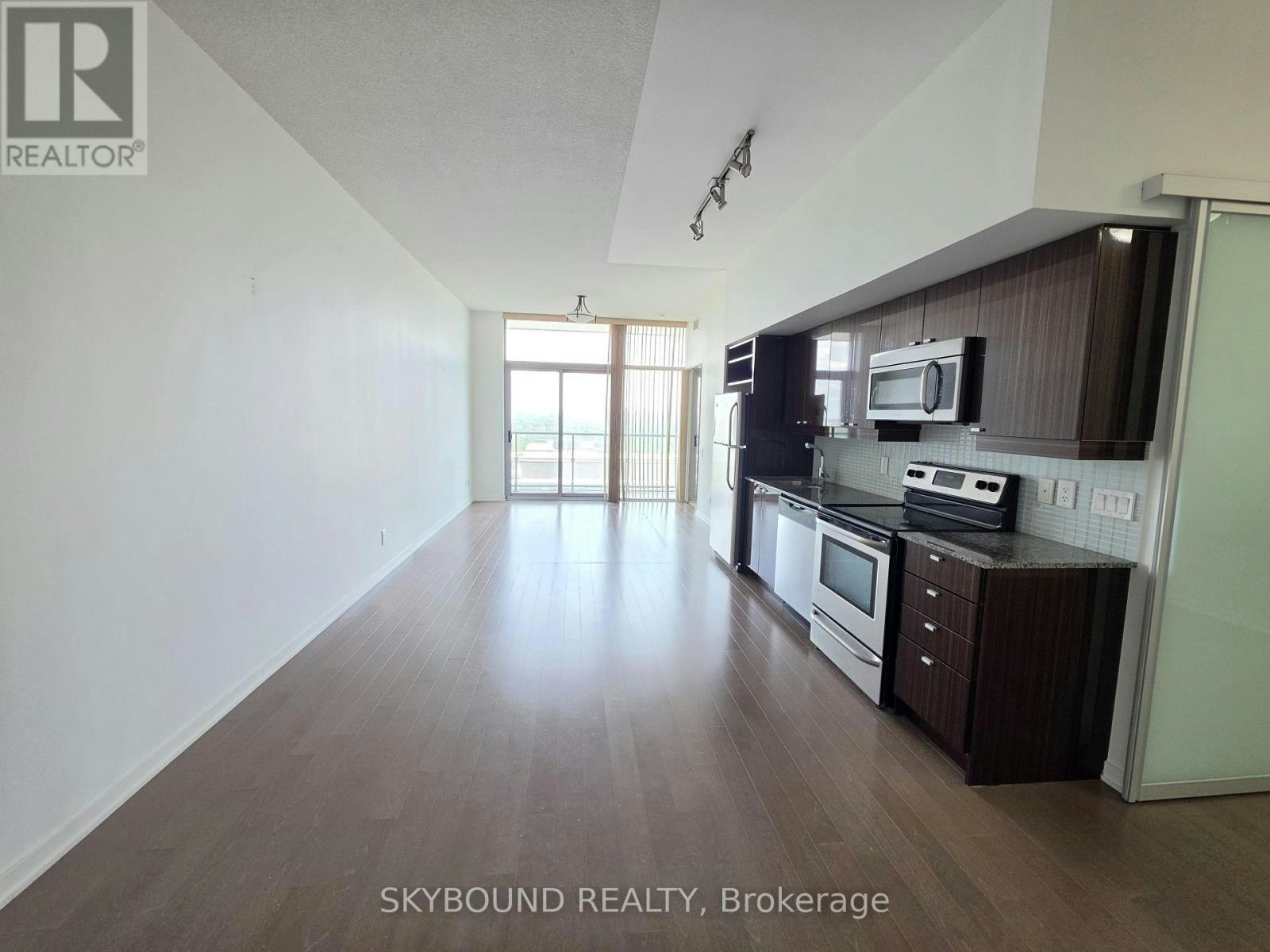 3414-105 The Queensway Avenue, Toronto, ON, M6S 5B5