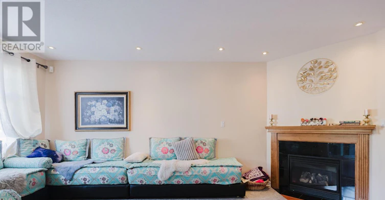111 Whetstone Crescent, Ottawa, ON, K2G 7C3 - 7