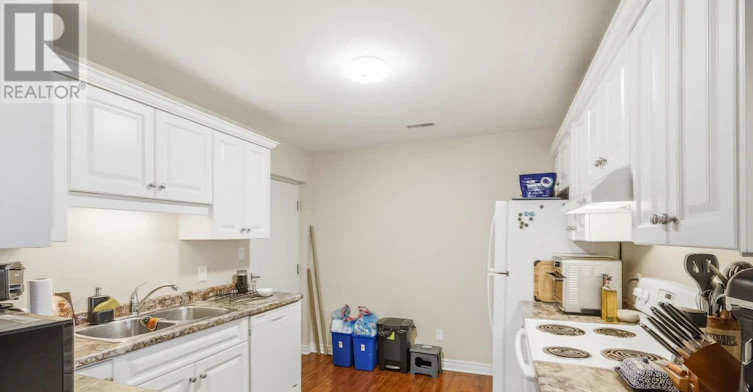 UPPER FLOOR (2A-320 Vine Street, St. Catharines, ON, L2M 4T3 - 11