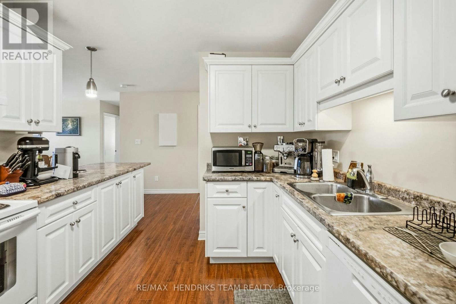 UPPER FLOOR (2A-320 Vine Street, St. Catharines, ON, L2M 4T3 - 10