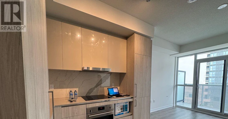 4001-225 Commerce Street E, Vaughan, ON, L4J 0R1 - 2