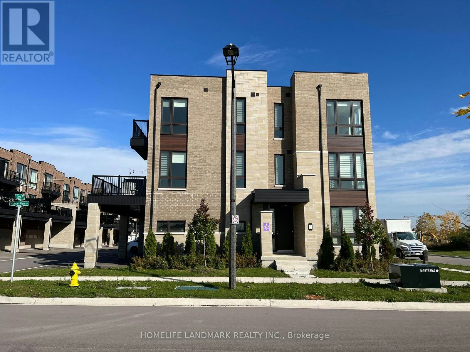 2 Concetta Conte Avenue, Markham, ON, L6C 0Z5