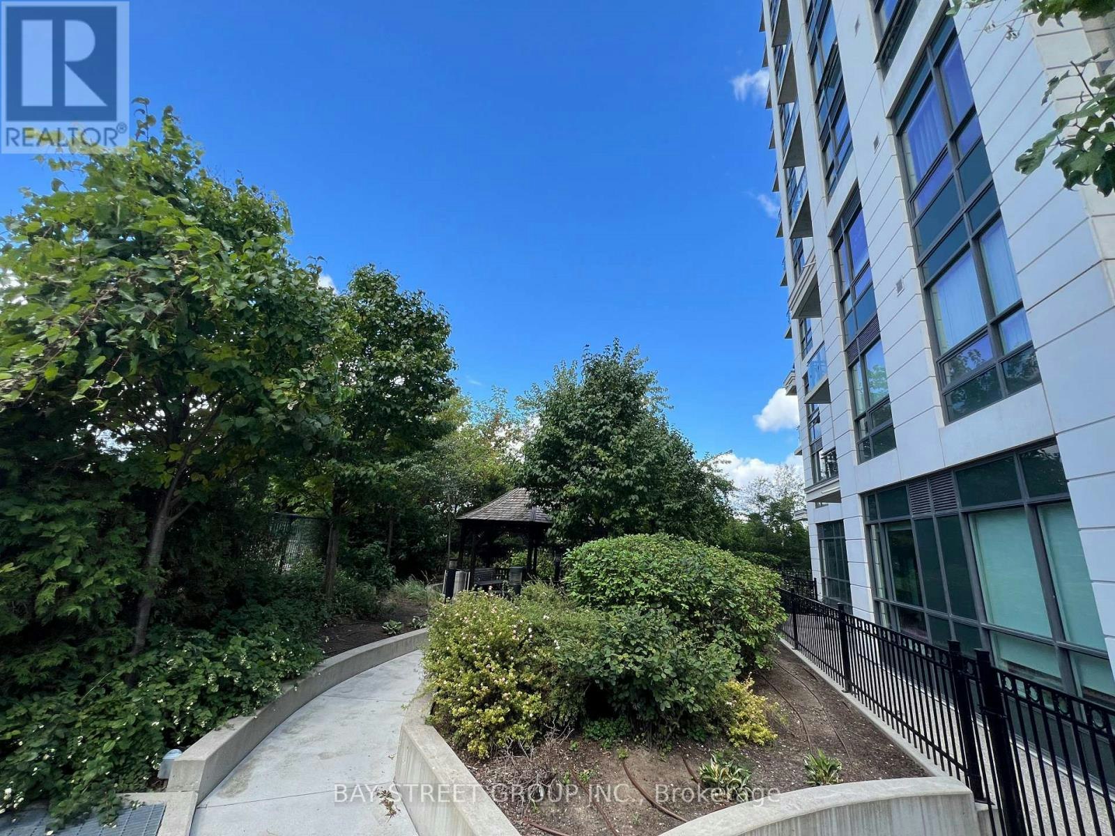 409-840 Queens Plate Drive, Toronto, ON, M9W 0W7 - 14