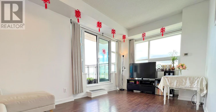 409-840 Queens Plate Drive, Toronto, ON, M9W 0W7 - 4