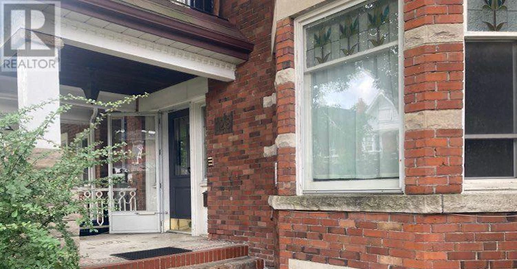 128 Mavety Street, Toronto, ON, M6P 2L9 - 3