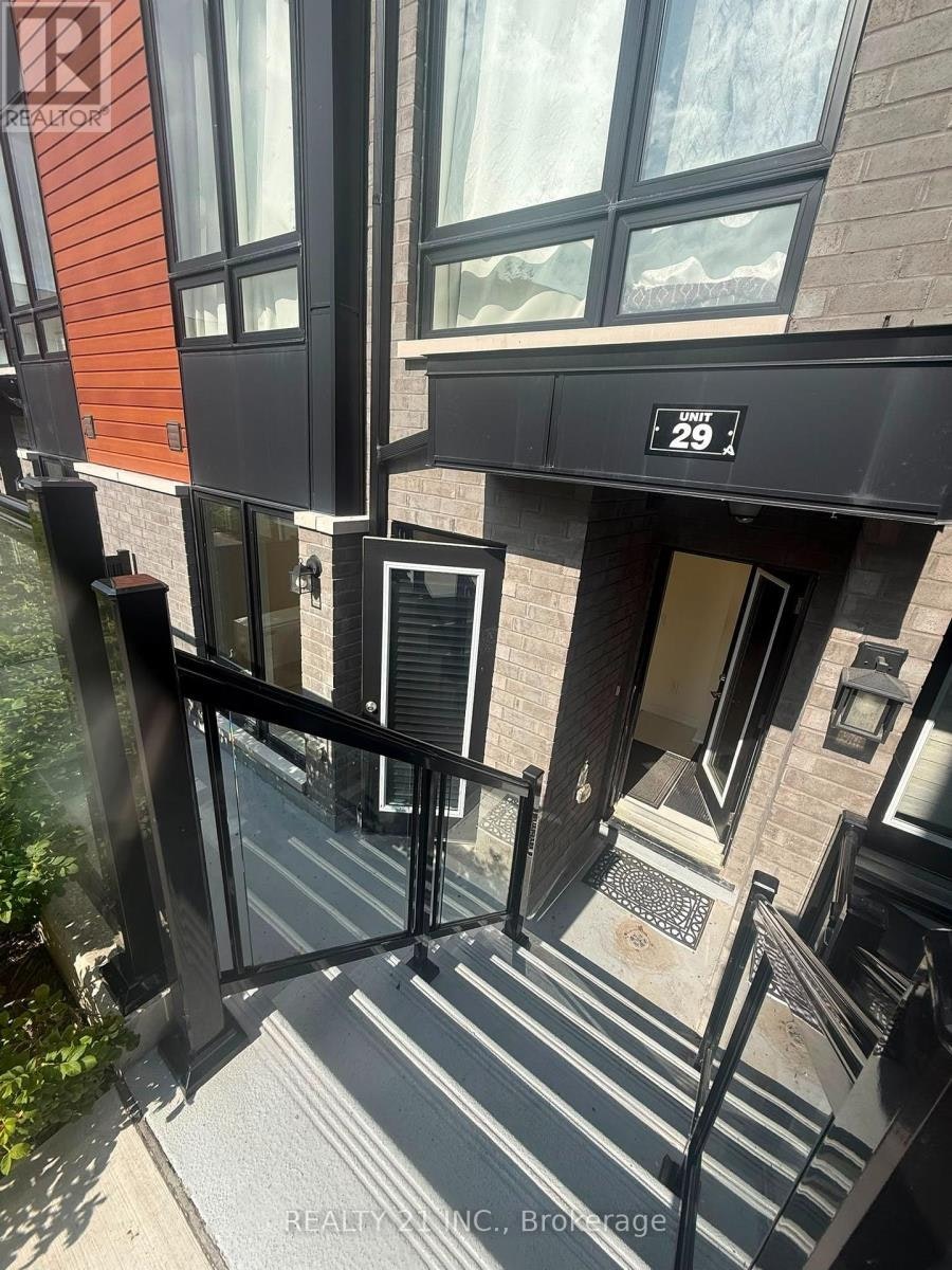 29-30 Liben Way, Toronto, ON, M1B 0E8 - 2