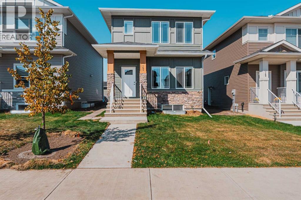 153 Dawson Wharf View, Chestermere, AB, T1X 2W1