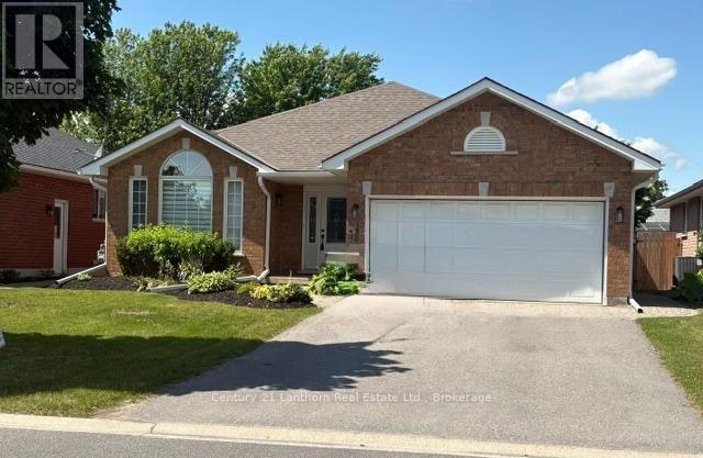 28 Hickory Grove, Belleville, ON, K8N 5Y1
