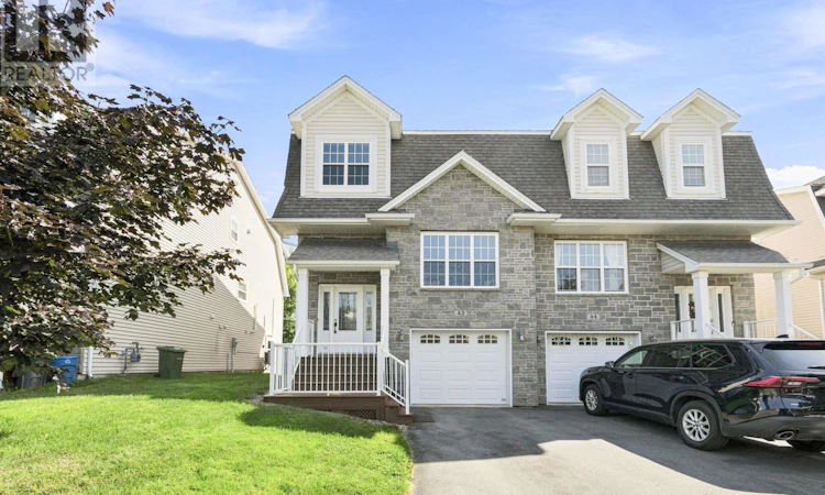 42 Lasalle Court
