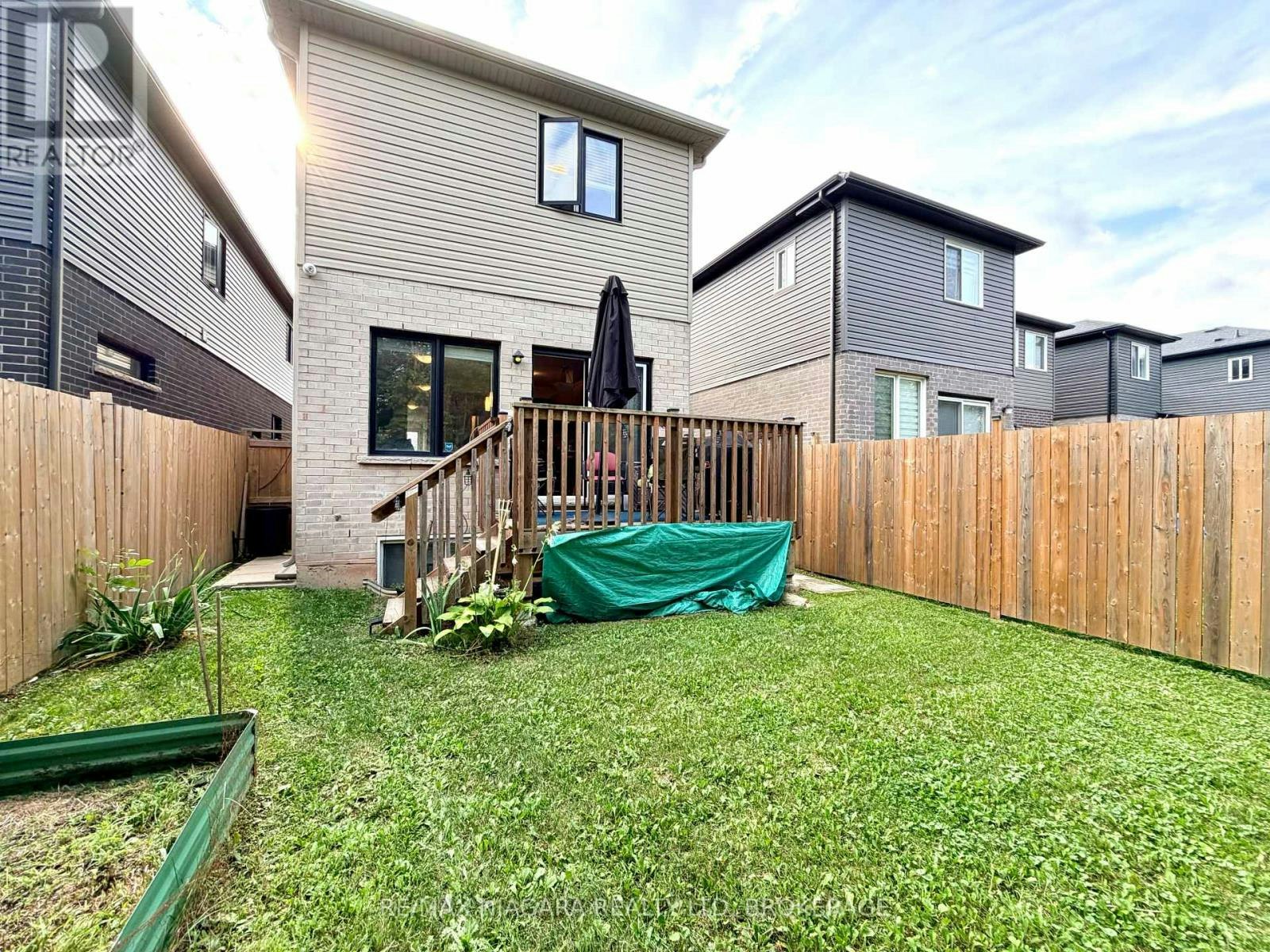 MAIN-237 Louise Street, Welland, ON, L3B 0H8 - 13