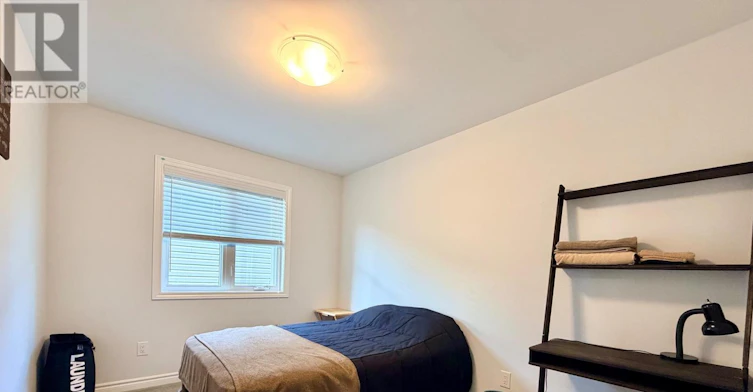 MAIN-237 Louise Street, Welland, ON, L3B 0H8 - 21