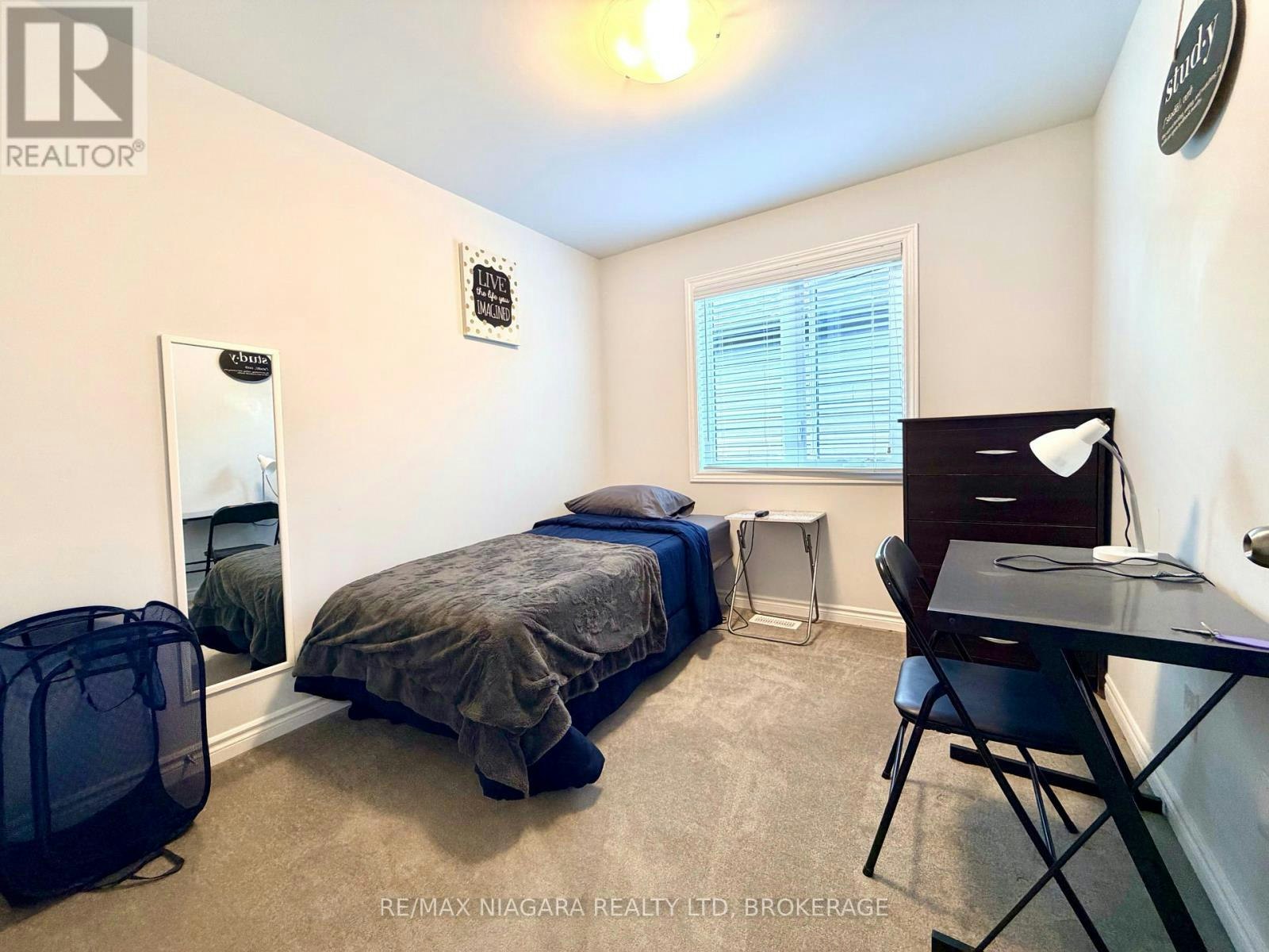 MAIN-237 Louise Street, Welland, ON, L3B 0H8 - 20