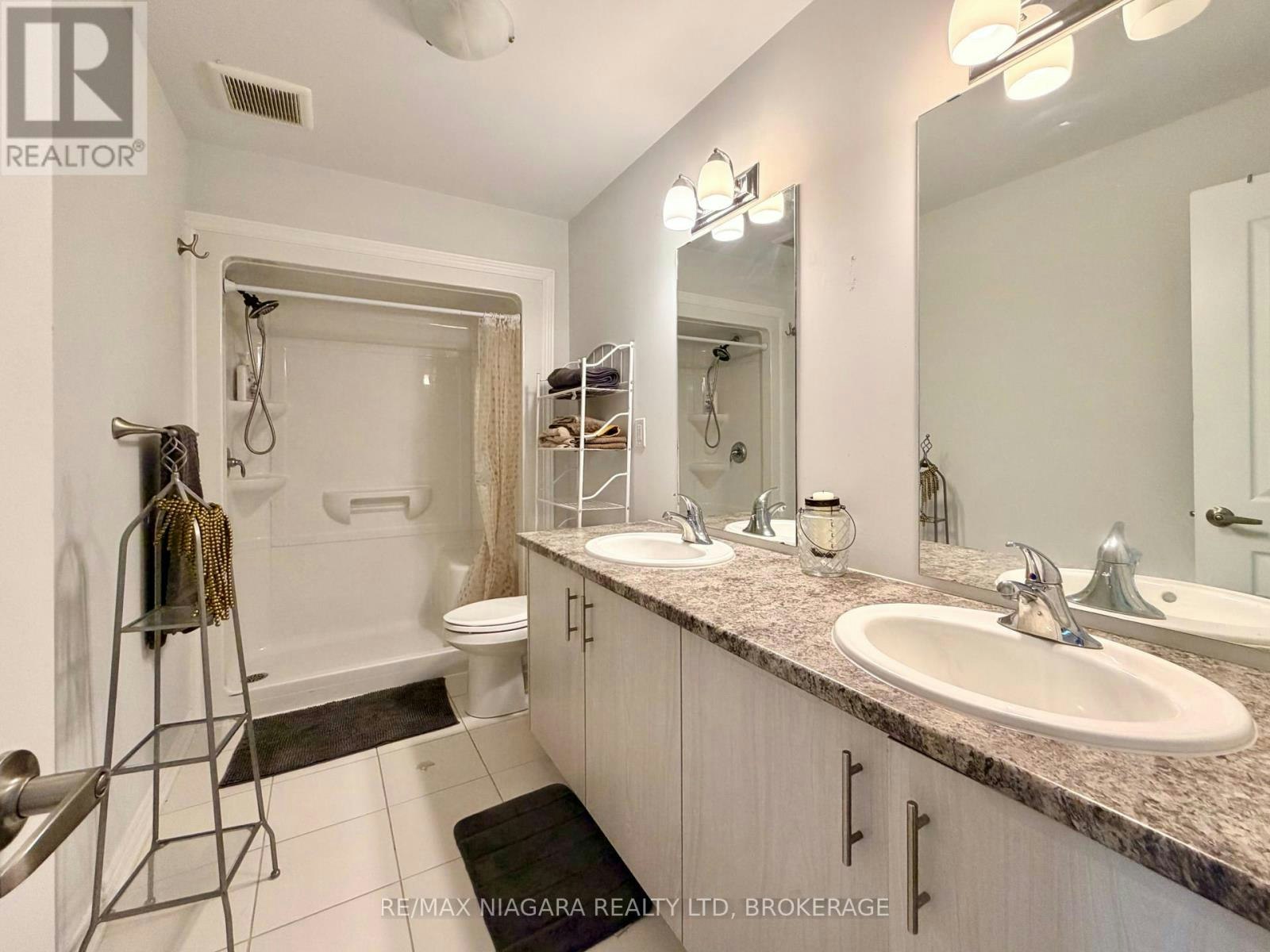 MAIN-237 Louise Street, Welland, ON, L3B 0H8 - 18