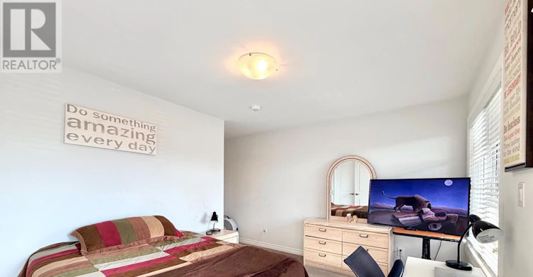 MAIN-237 Louise Street, Welland, ON, L3B 0H8 - 16