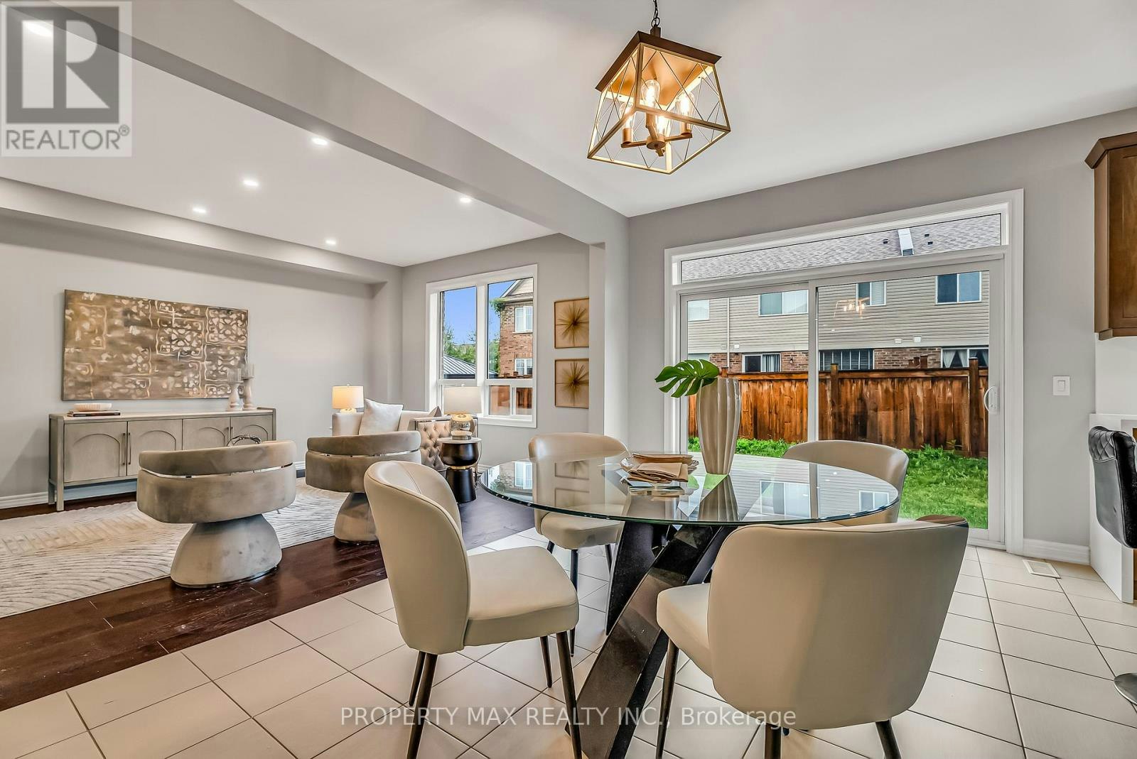 40 Britannia Avenue E, Oshawa, ON, L1L 0C1 - 22