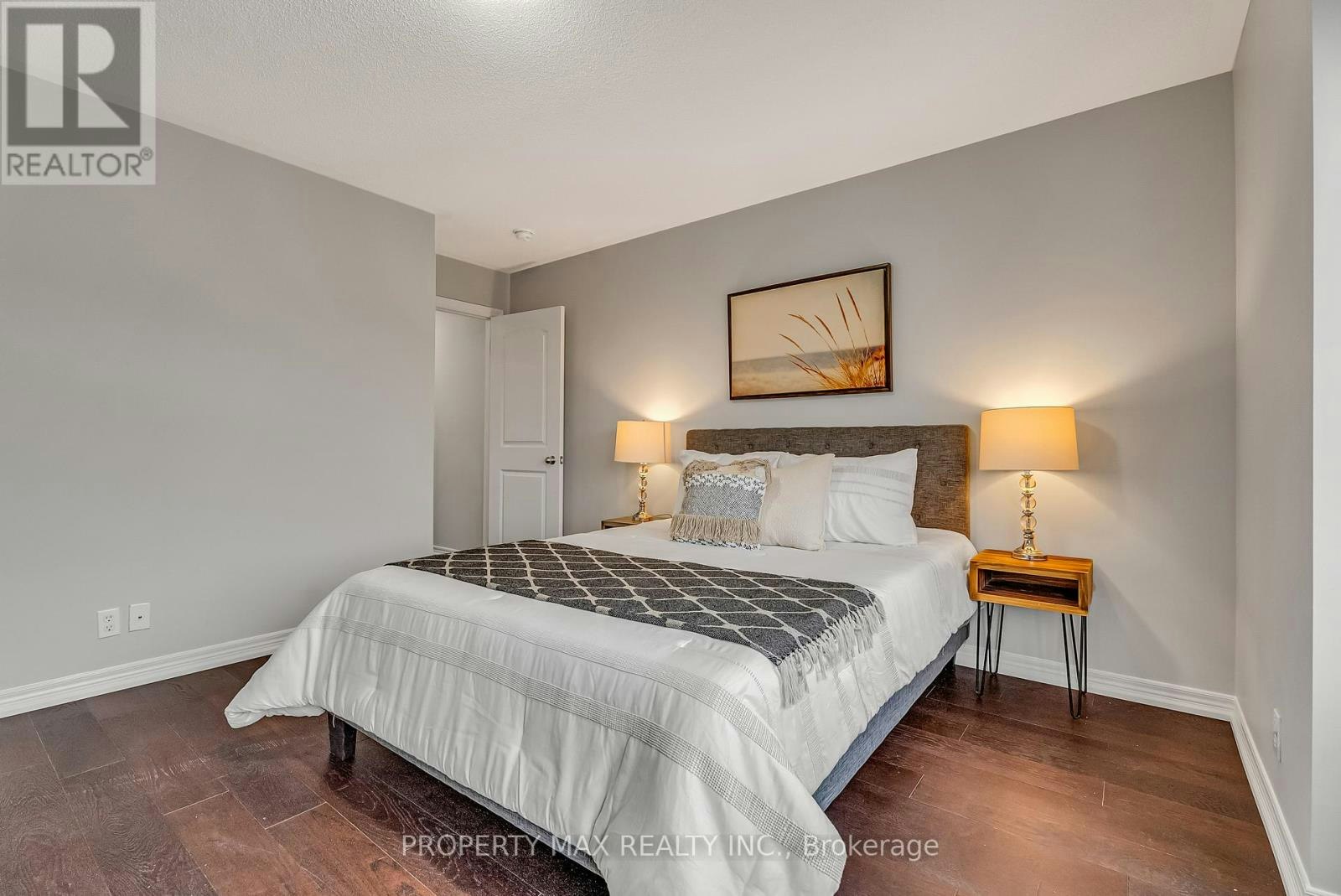 40 Britannia Avenue E, Oshawa, ON, L1L 0C1 - 48
