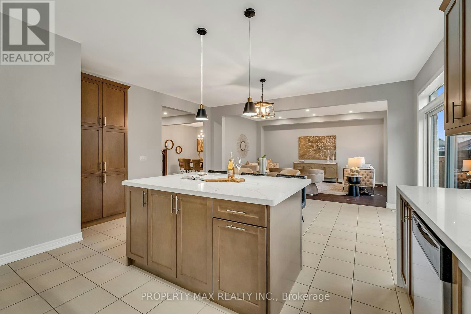 40 Britannia Avenue E, Oshawa, ON, L1L 0C1 - 18