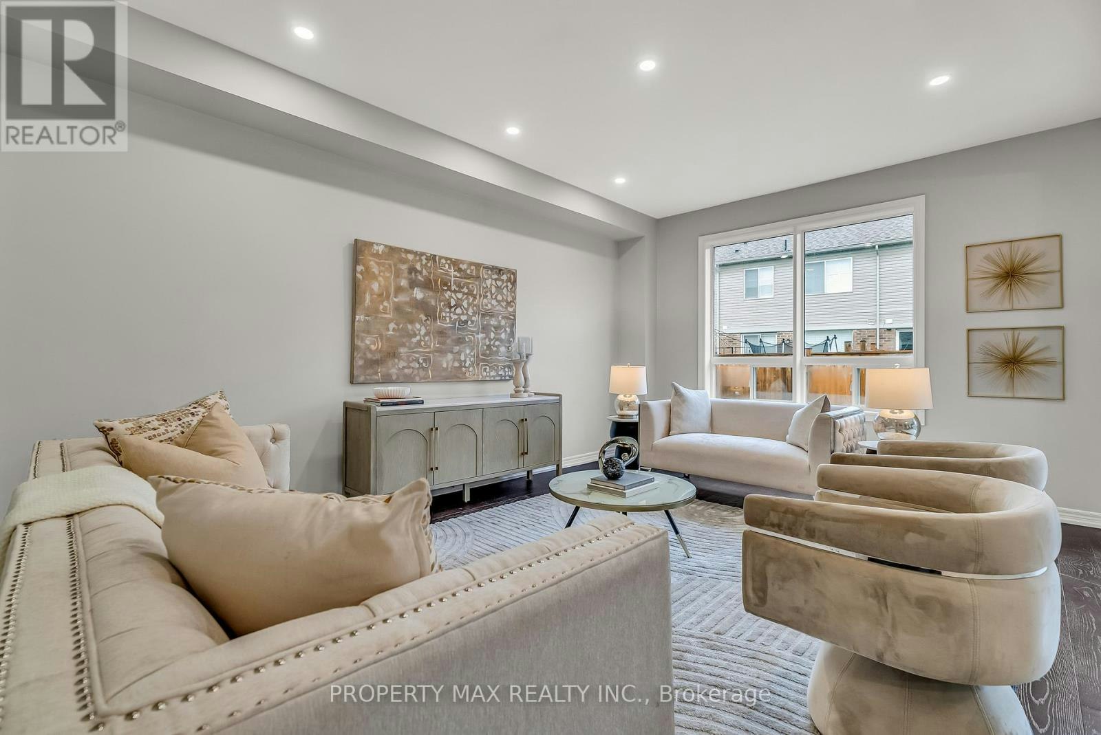 40 Britannia Avenue E, Oshawa, ON, L1L 0C1 - 5