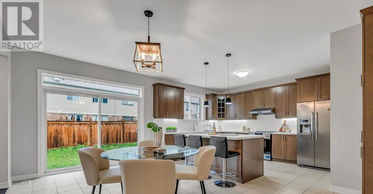 40 Britannia Avenue E, Oshawa, ON, L1L 0C1 - 21