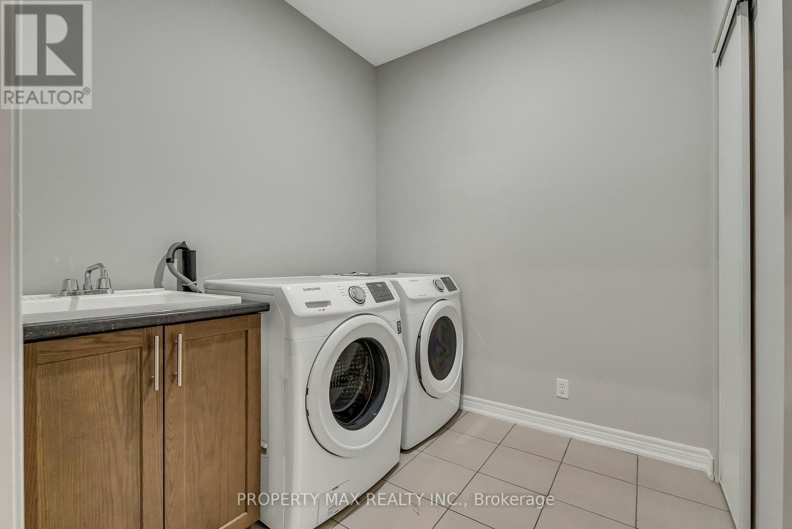40 Britannia Avenue E, Oshawa, ON, L1L 0C1 - 50