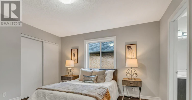 40 Britannia Avenue E, Oshawa, ON, L1L 0C1 - 39