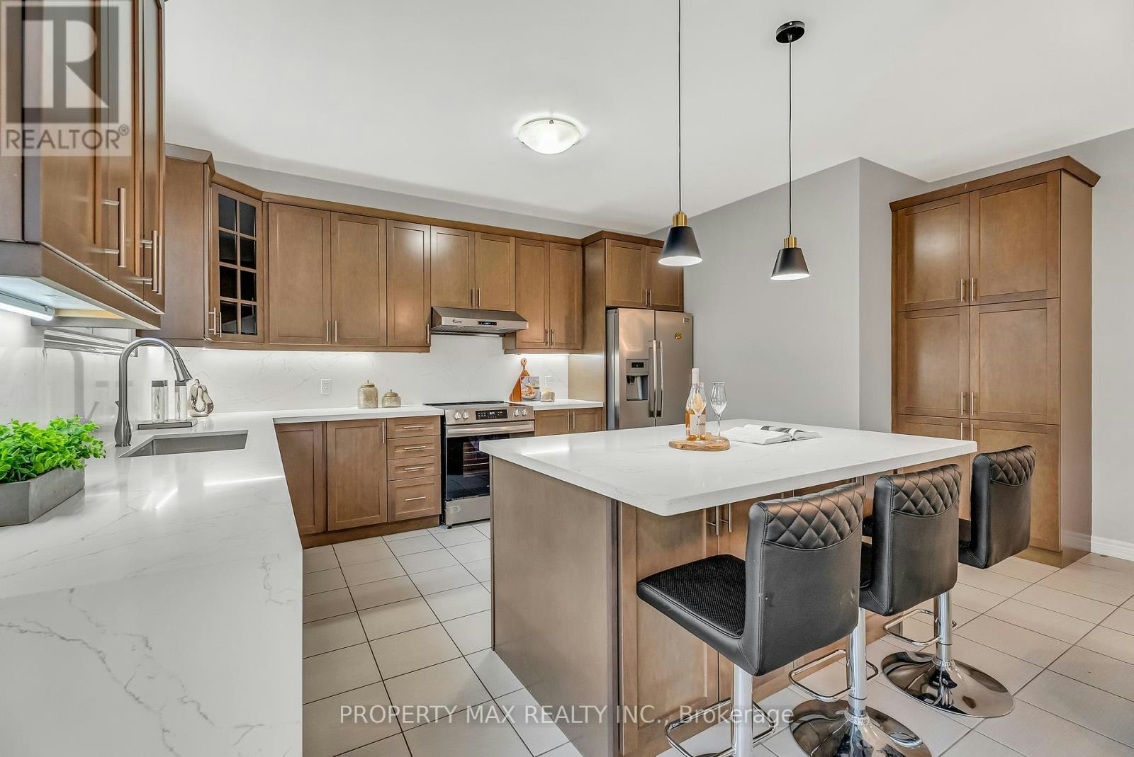 40 Britannia Avenue E, Oshawa, ON, L1L 0C1 - 15