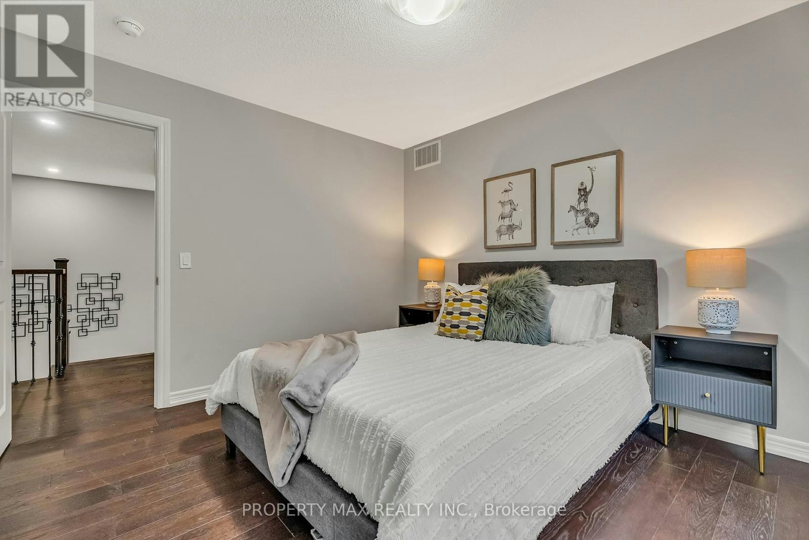 40 Britannia Avenue E, Oshawa, ON, L1L 0C1 - 44