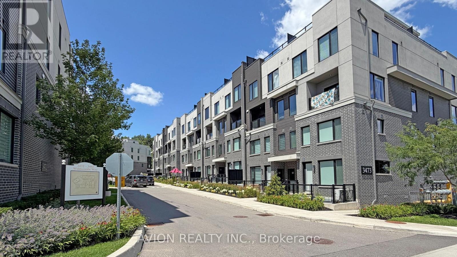 8-3473 Widdicombe Way, Mississauga, ON, L5L 0B8