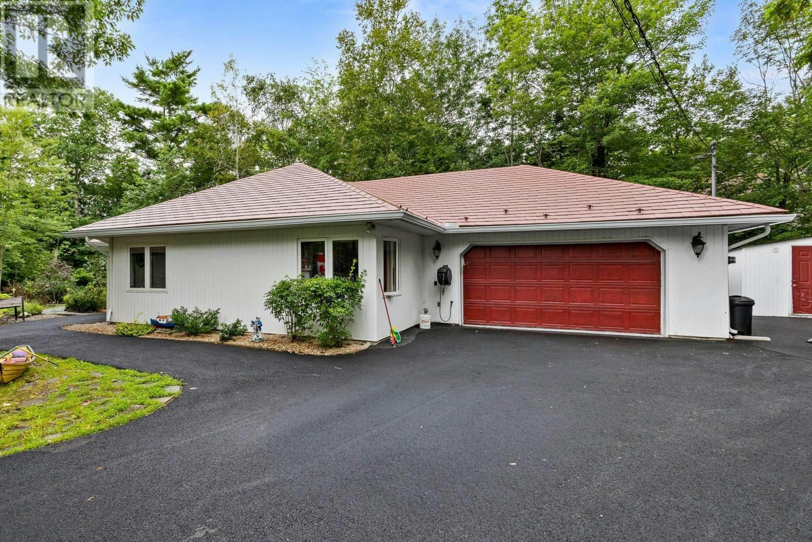 5 Brackstone Court, Lower Sackville, NS, B4C 4E3