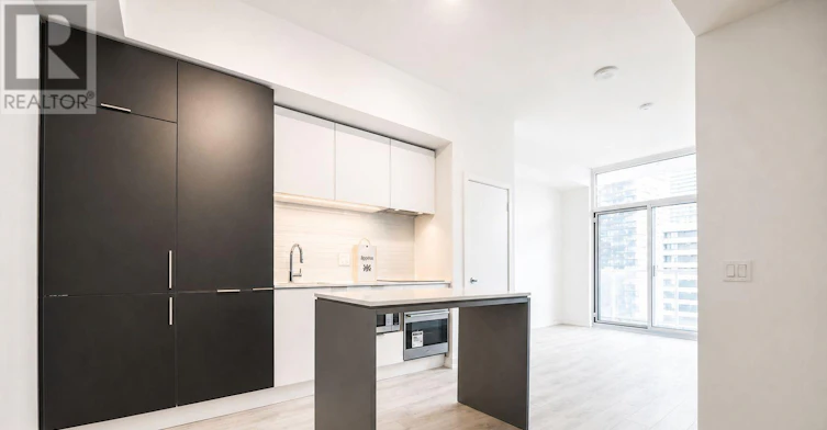 2309-33 Helendale Avenue, Toronto, ON, M4R 0A4 - 2